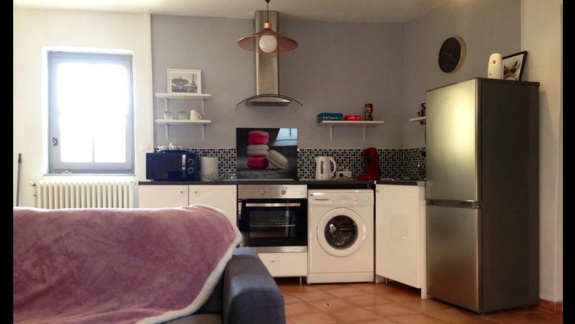 Le Petit Nid Des Arenes Apartamento Béziers Exterior foto